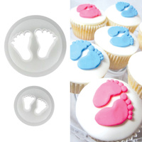 2 PIECE BABY FEET COOKIE CUTTER SET