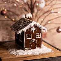 Chocolate Gingerbread House Kit 600g