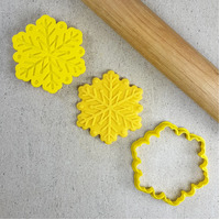 Snowflake Cutter and Debosser Set045