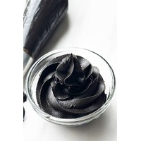2kg Black Buttercream Menina