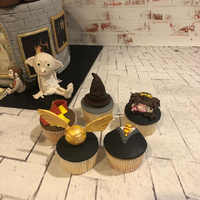 Wizard Cupcake Decorating