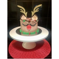 18/12/25 Kids Rudolph Mini Cake Class